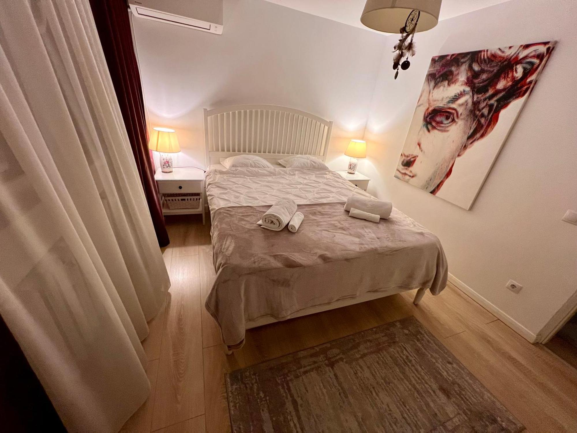 Modern & Cozy 2 Rooms Apartment Boekarest Buitenkant foto
